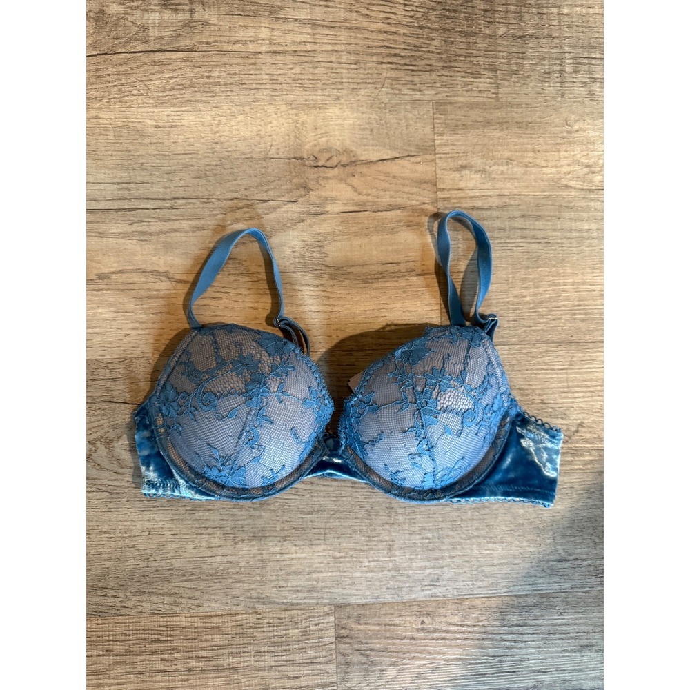Victoria's Secret Dream Angels Blue Lace Velvet Push-Up Bra 32B Underwire